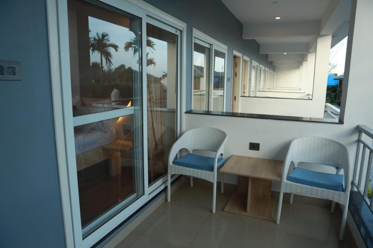 Gracias Cafe & Resort Morjim Exterior foto